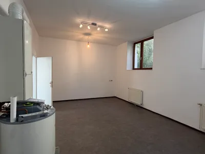 2-Zimmer-Gewerbeimmobilie mieten in Mödling – 94 m², € 380 – Bild 6 von 8
