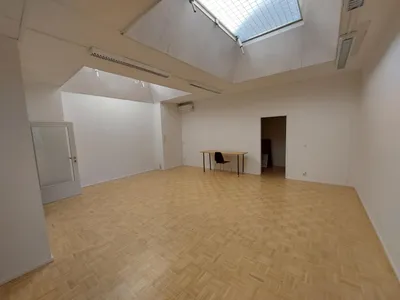 2-Zimmer-Gewerbeimmobilie mieten in Linz – 48 m², € 585 – Bild 5 von 18