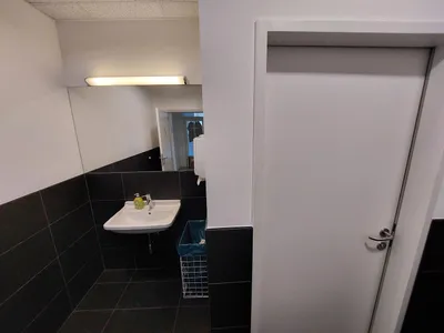 2-Zimmer-Gewerbeimmobilie mieten in Linz – 48 m², € 585 – Bild 14 von 18
