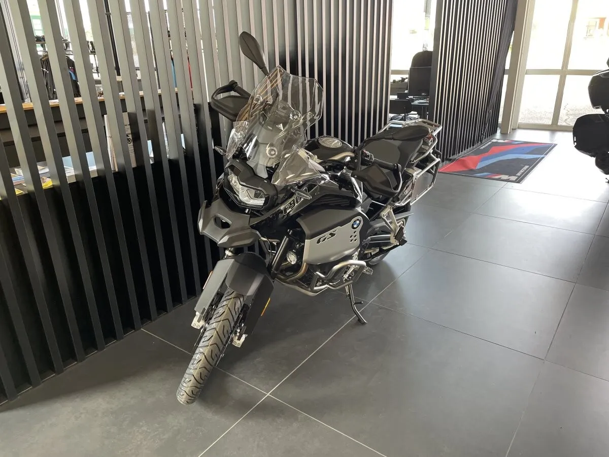 BMW F 900
