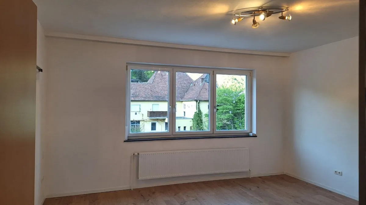 Moderne 3-Zimmer Wohnung mit Balkon in Senftenberg - Ansicht 2