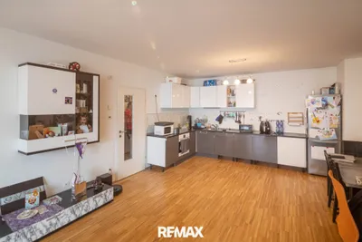 3-Zimmer-Wohnung kaufen in Kirchdorf an der Krems – 78 m², € 295.000 – Bild 2 von 18
