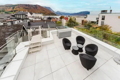 Gewerbeimmobilie kaufen in Gmunden – 211 m², € 1.290.000 – Bild 3 von 25