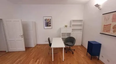 1-Zimmer-Gewerbeimmobilie mieten in Wien – 25 m², € 350 – Bild 2 von 2
