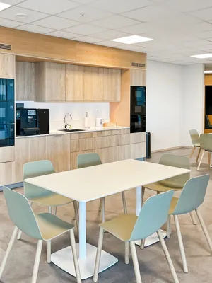Gewerbeimmobilie mieten in Wien – 4 996 m² – Bild 4 von 9