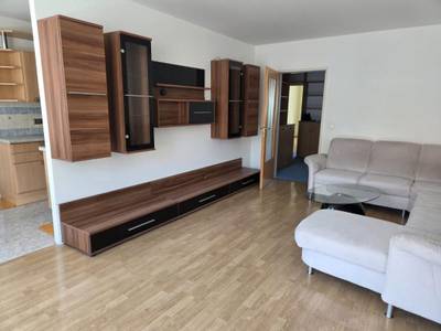 Helle möblierte 3-Zimmer-Wohnung mit Lift nahe Wienerberg