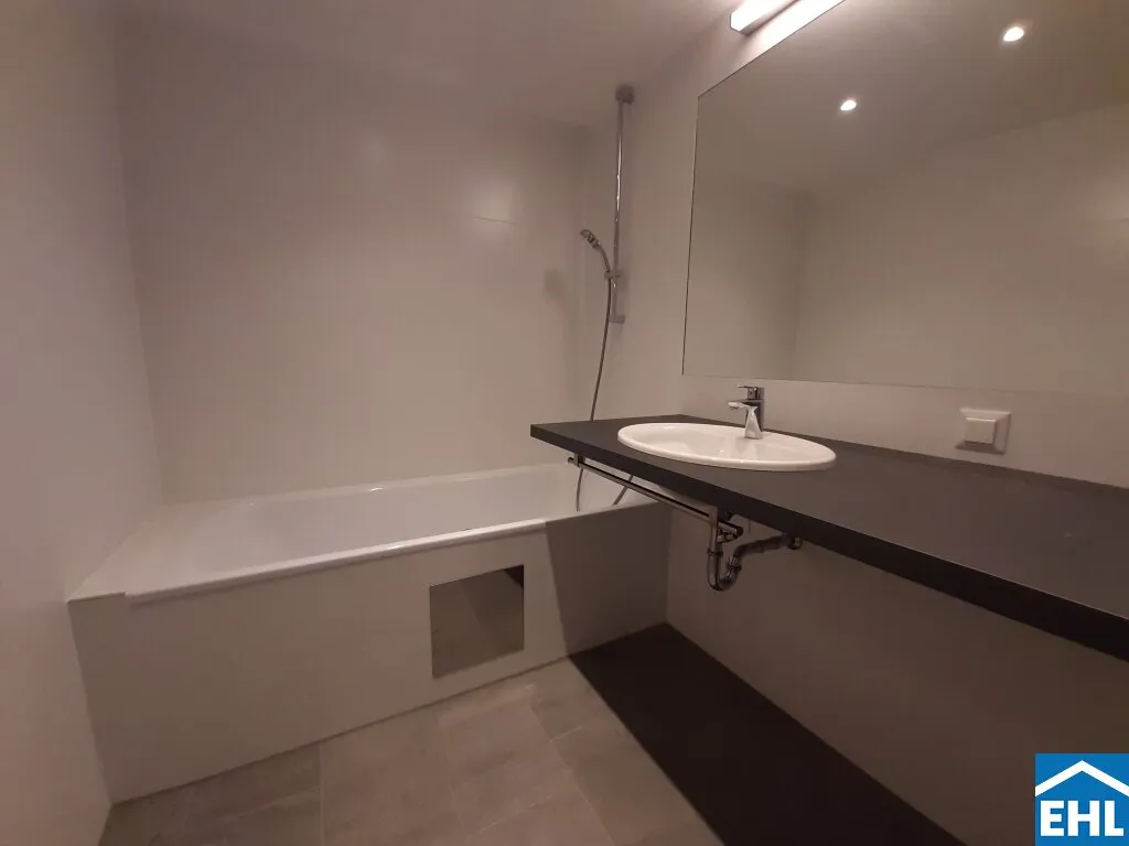 Schöne 2 Zimmerwohnung mit Balkon bei der U3- Kendlerstraße - Ansicht 3