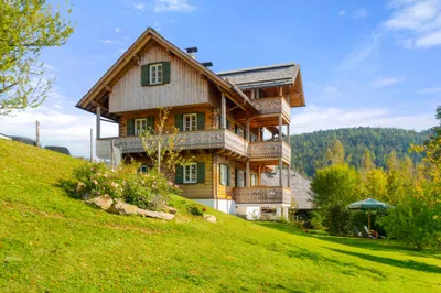 6-Zimmer-Haus kaufen in Feldkirchen – 245 m², € 1.790.000 – Bild 4 von 18