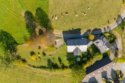 6-Zimmer-Haus kaufen in Feldkirchen – 245 m², € 1.790.000 – Bild 3 von 18