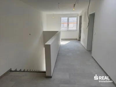 2-Zimmer-Wohnung mieten in Kirchdorf an der Krems – 50 m², € 777 – Bild 2 von 6