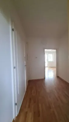 2-Zimmer-Wohnung mieten in Linz Land – 65 m², € 737 – Bild 2 von 6