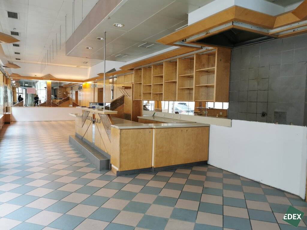 Gemütliches Café in Frequenzlage mit großer Auslage – pohled 3