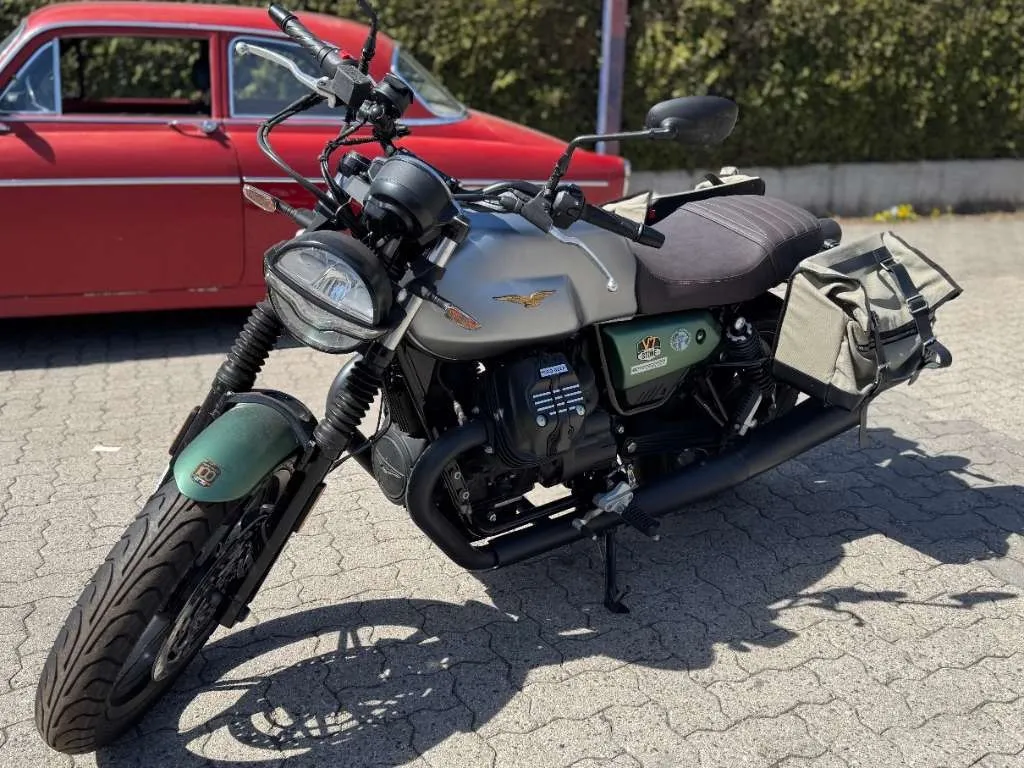 Moto Guzzi V7