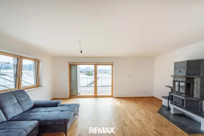 4-Zimmer-Wohnung mieten in Gmunden – 154 m², € 1.200 – Bild 4 von 12
