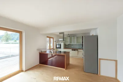 4-Zimmer-Wohnung mieten in Gmunden – 154 m², € 1.200 – Bild 6 von 12