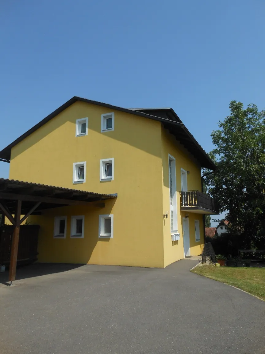 wunderschönes lichtdurchflutete Erdgeschoßwohnung am Seggauberg - Vista 3