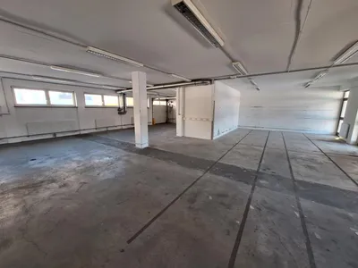 Immobilie mieten in Innsbruck-Land – 734 m², € 6.018 – Bild 7 von 10