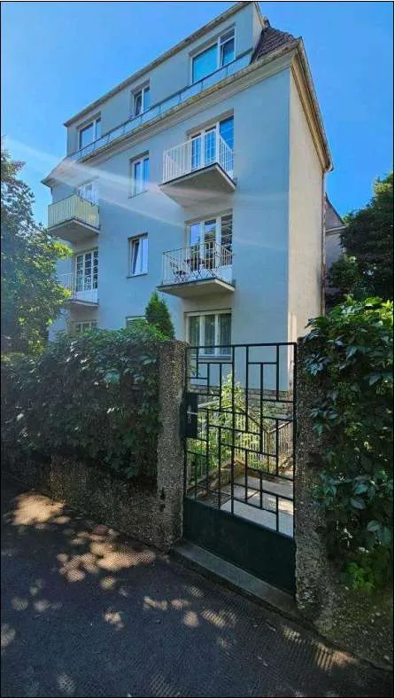 Bestandsfrei! Provisionsfrei! 2-Zimmer-Gartenwohnung mit 60 m² Privatgarten. Erstbezug nach Sanierung, Fußbodenheizung und Luftwärmepumpe! - Ansicht 2