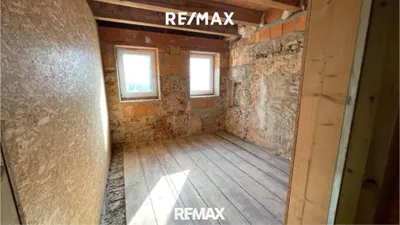9-Zimmer-Haus kaufen in Vöcklabruck – 237 m², € 219.000 – Bild 15 von 30
