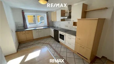 9-Zimmer-Haus kaufen in Vöcklabruck – 237 m², € 219.000 – Bild 6 von 30