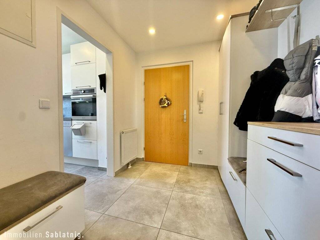 SONNIGE 3-ZIMMER-WOHNUNG mit 23 m² Terrasse, Balkon & Grünblick in Teesdorf! - Ansicht 3