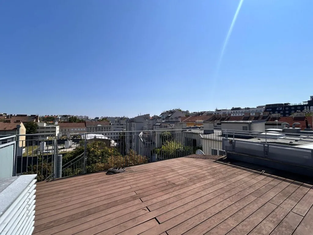 Wien - 4. Bezirk: Exklusives Penthaus-Feeling mit einzigartiger 40 m² Dachterrasse, mit spektakulärer Aussicht und beeindruckendem Wohnkomfort! – pohled 2