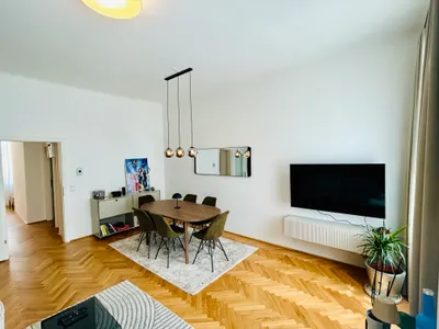 Voll möblierte, innenstadtnahe 2-Zimmer-Wohnung (6-Monats-Vermietung)