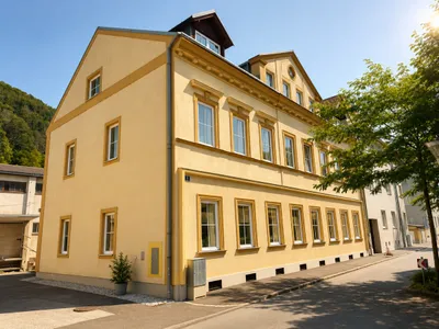 3-Zimmer-Wohnung kaufen in Neunkirchen – 81 m², € 114.564 – Bild 1 von 10