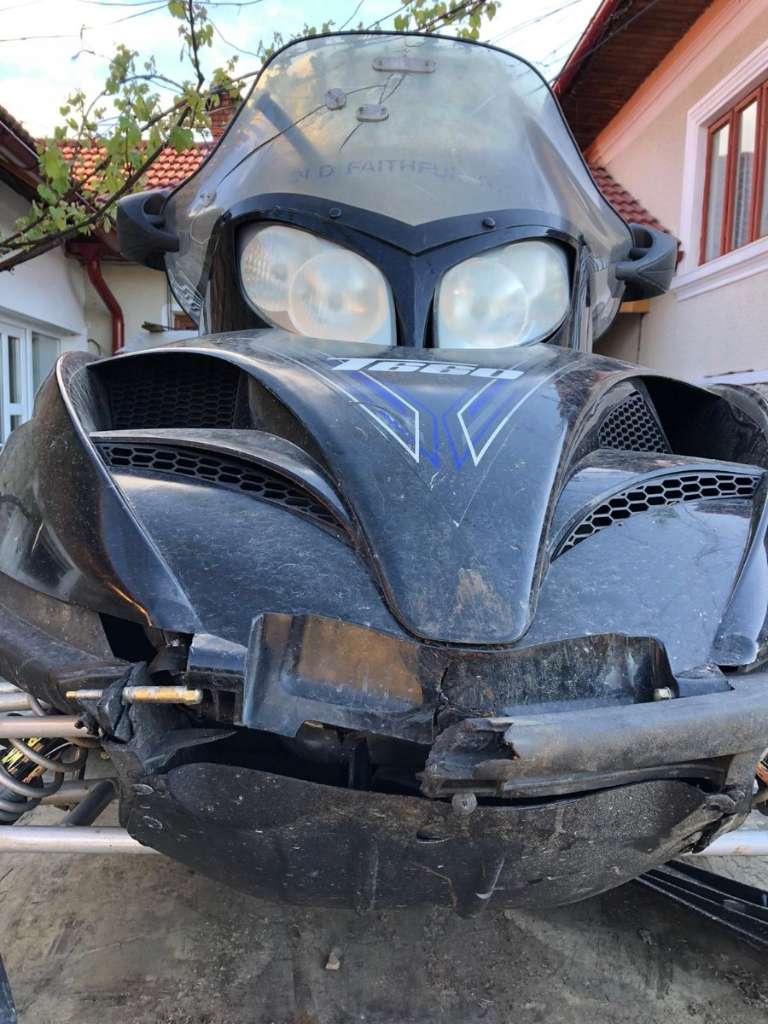 Arctic Cat Schneemobil
