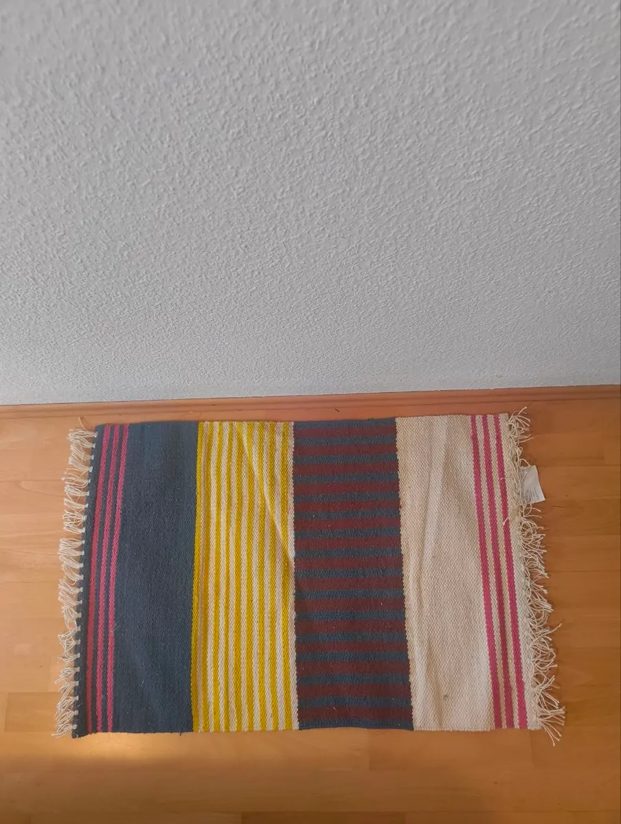 bunter gewebter Teppich 60x90cm Ikea MÄVINN, € 8,- (1020 Wien)