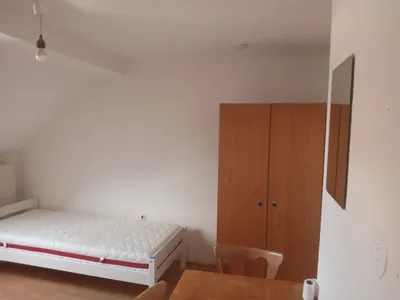 1-Zimmer-Wohnung mieten in Sankt Veit an der Glan – 18 m², € 288 – Bild 2 von 3