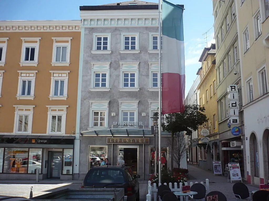 Ideale Single-Wohnung mit kleiner Terrasse im Zentrum von Ried - Ansicht 2