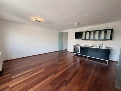 Lazarettgasse - 2 Zimmer DG-Wohnung zu vermieten – Bild 2