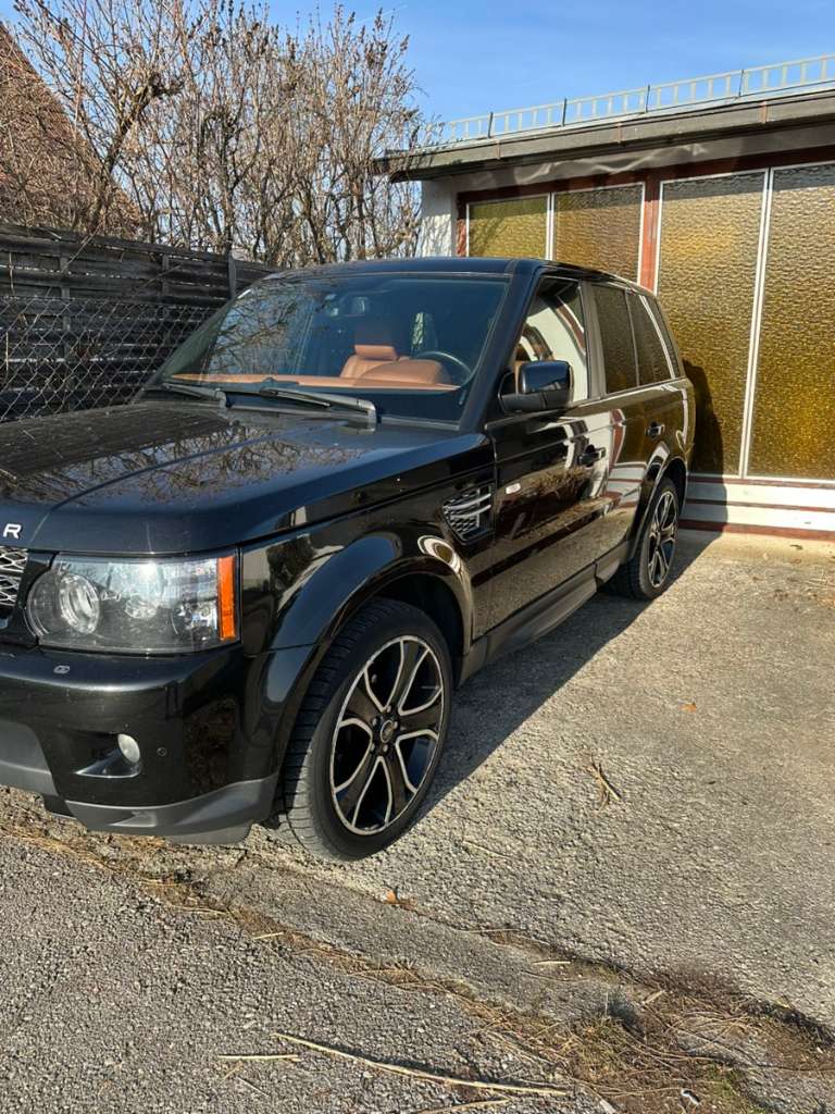 Land Rover Range Rover Sport 3.0 SDV6 HSE BLACK SUV / Geländewagen