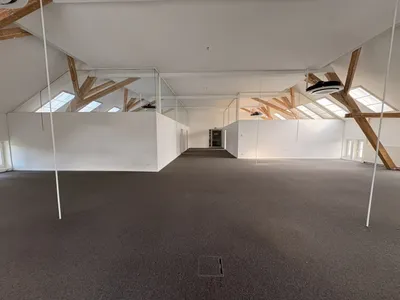 Immobilie mieten in Graz – 331 m², € 4.530 – Bild 2 von 8