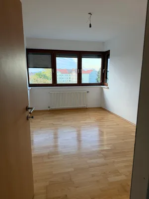 4-Zimmer-Wohnung mieten in Wiener Neustadt – 94 m², € 990 – Bild 6 von 11