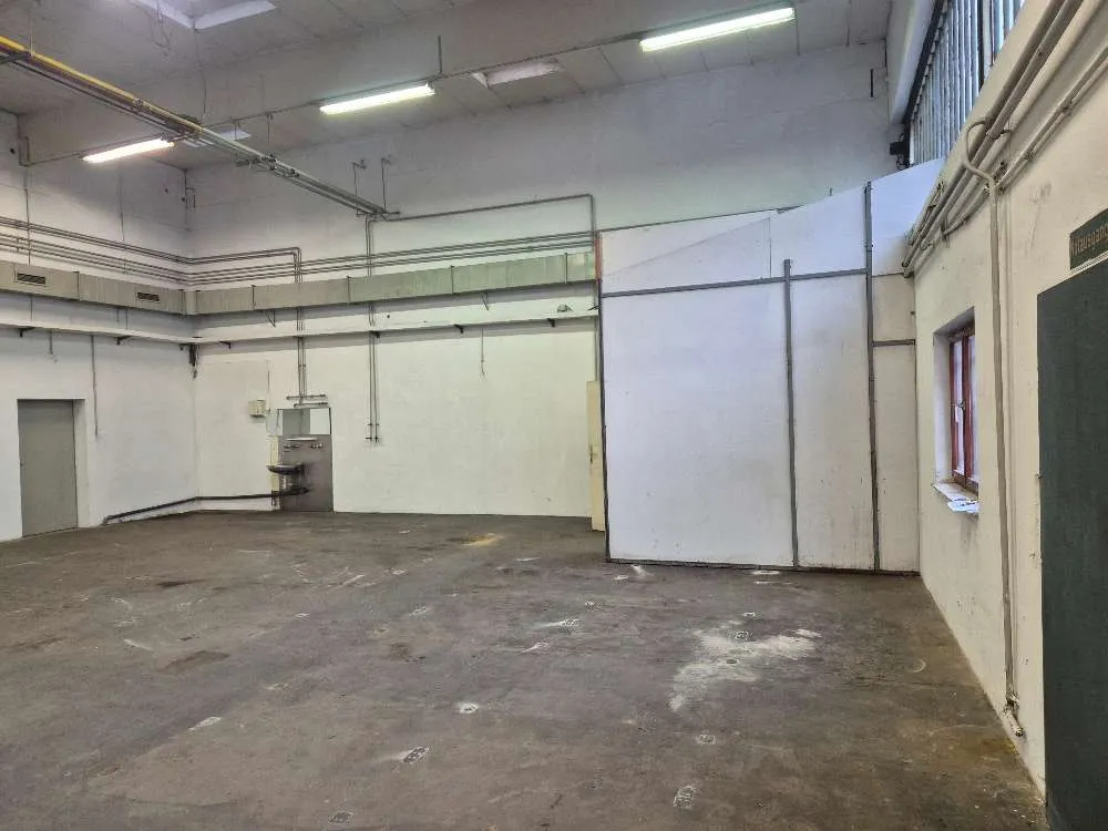 LAGERHALLE 220 bruttom² PROVISIONSFREI - Ansicht 2