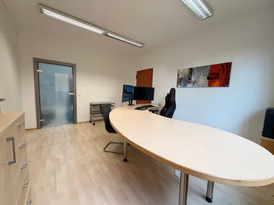 8-Zimmer-Gewerbeimmobilie mieten in Klagenfurt – 152 m², € 2.083 – Bild 4 von 10