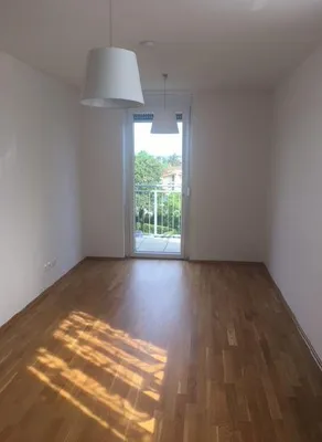 Ab 1.7. - Zentral begehbare 3-Zimmer-Neubauwohnung in Ruhelage 1210 Wien - Garagenplatz inklusive! – Bild 3