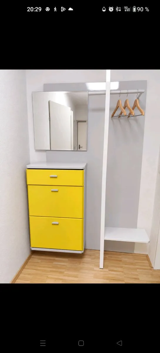 Gebrauchte Garderobe mit Schuhkipper, € 50,- (4810 Gmunden)