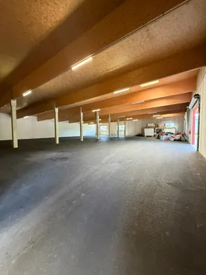 Gewerbeimmobilie mieten in Vöcklabruck – 1 563 m², € 4 – Bild 8 von 16