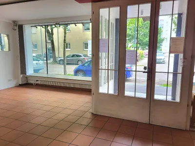 Gewerbeimmobilie mieten in Wels – 80 m², € 920