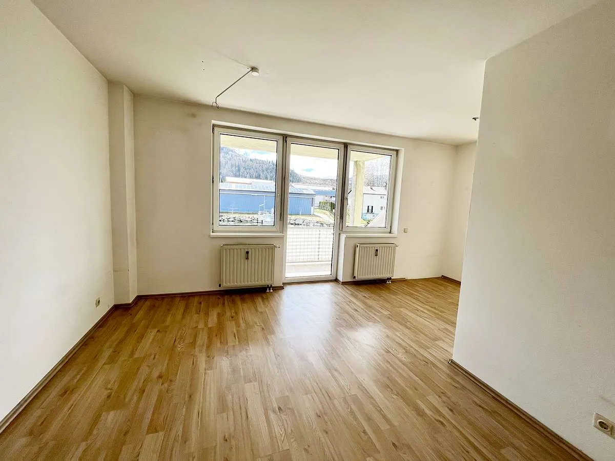 Ab sofort verfügbare 3-Zimmer-Wohnung mit Balkon! 1. Monat mietfrei! – pohled 2