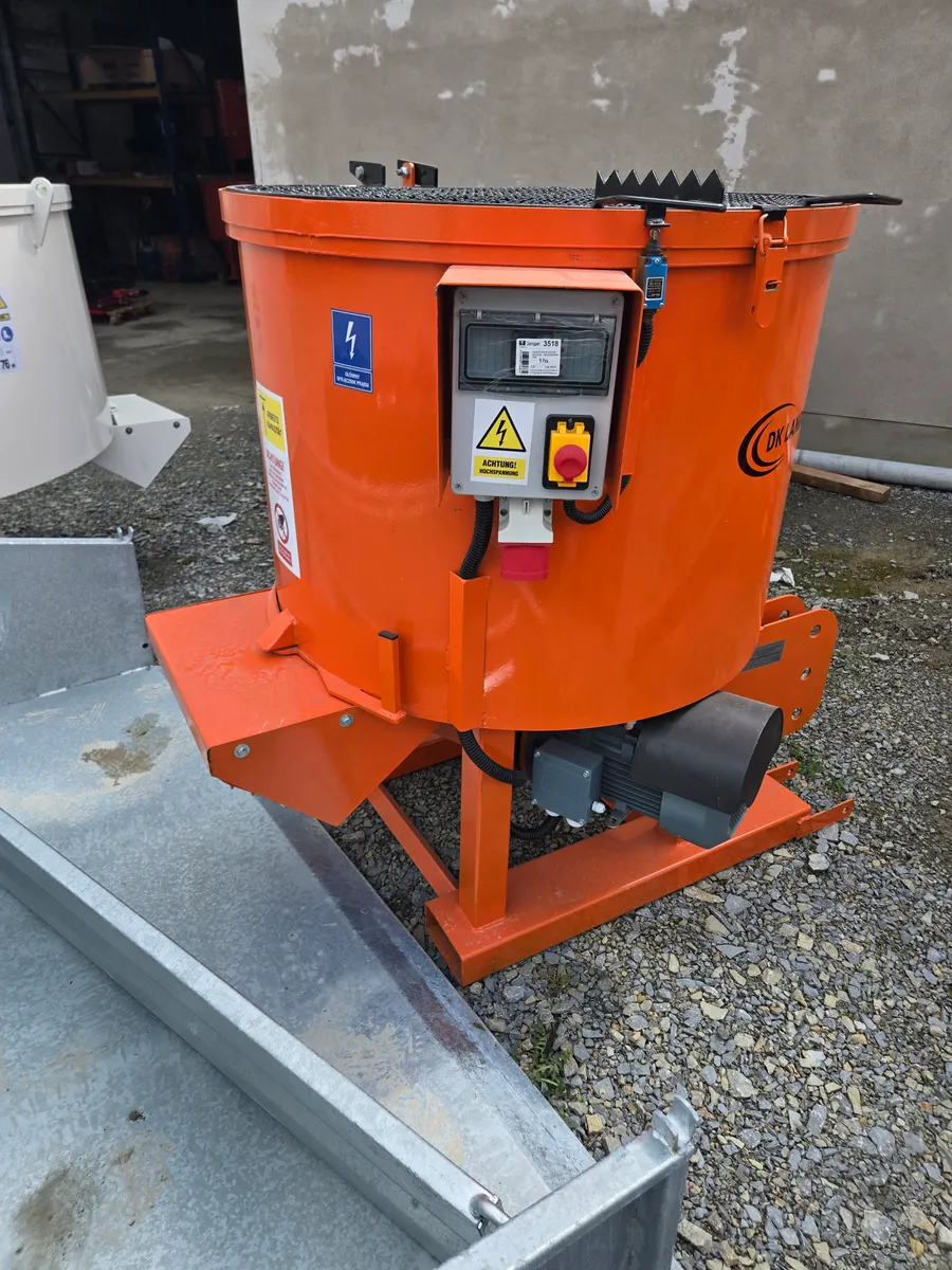 Betonmischschaufel 400 L Frontlader Radlader EURO Norm NEU in Bayern Betonmischschaufel 400 L Frontlader Radlader EURO Norm NEU in Bayern