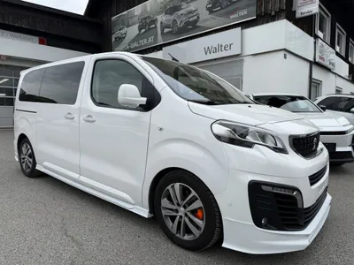 Peugeot Traveller Business VIP L2