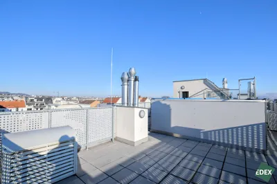 Exklusive Dachgeschoß-Maisonette mit Dachterrassen & Pool am Dach – Bild 3