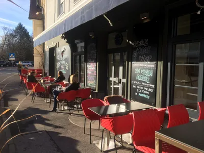 Gewerbeimmobilie mieten in Bruck-Mürzzuschlag – 105 m², € 1.500 – Bild 8 von 10