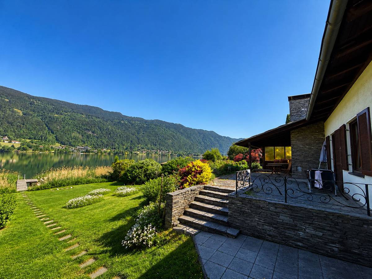 Exklusiver Seegrund mit Seehaus, Privatsteg & traumhafter Sunset-Lage – pohled 2