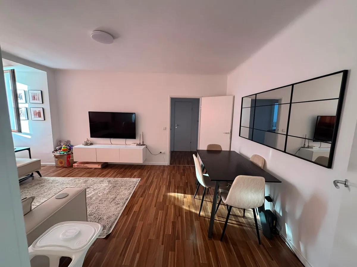 Gepflegte 2-Zimmer-Wohnung mit Lift, Parkplatz & Keller in Günselsdorf (Bezirk Baden) - Ansicht 2