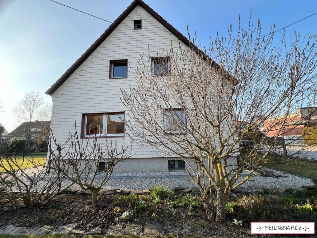TRAUN: Älteres Haus in bester Lage - reserviert - Ansicht 3